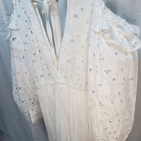 NWT IRO White Eyelet Ruffle Sleeve Dress - Size 42 / 10 - Picture 6 of 12